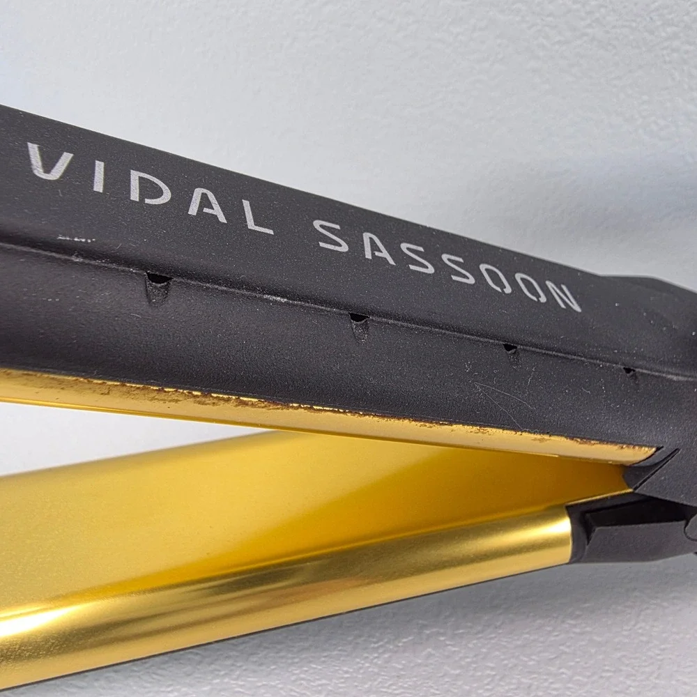 Vidal Sassoon‎ Professional Ceramic Hair Straightener Flat Iron Gold Plates 1